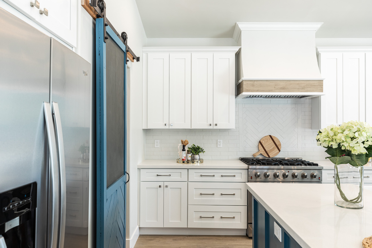 blue-cabinetry-kitchen-interior-designer-glendale-az